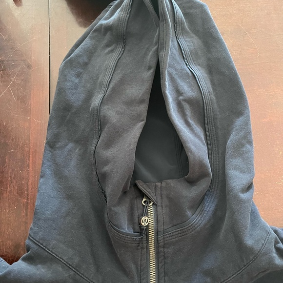 Lululemon scuba, old school! - Picture 3 of 6